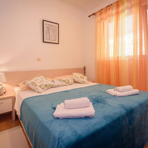 Hotel Apartments Zdravko cazare Vlaka