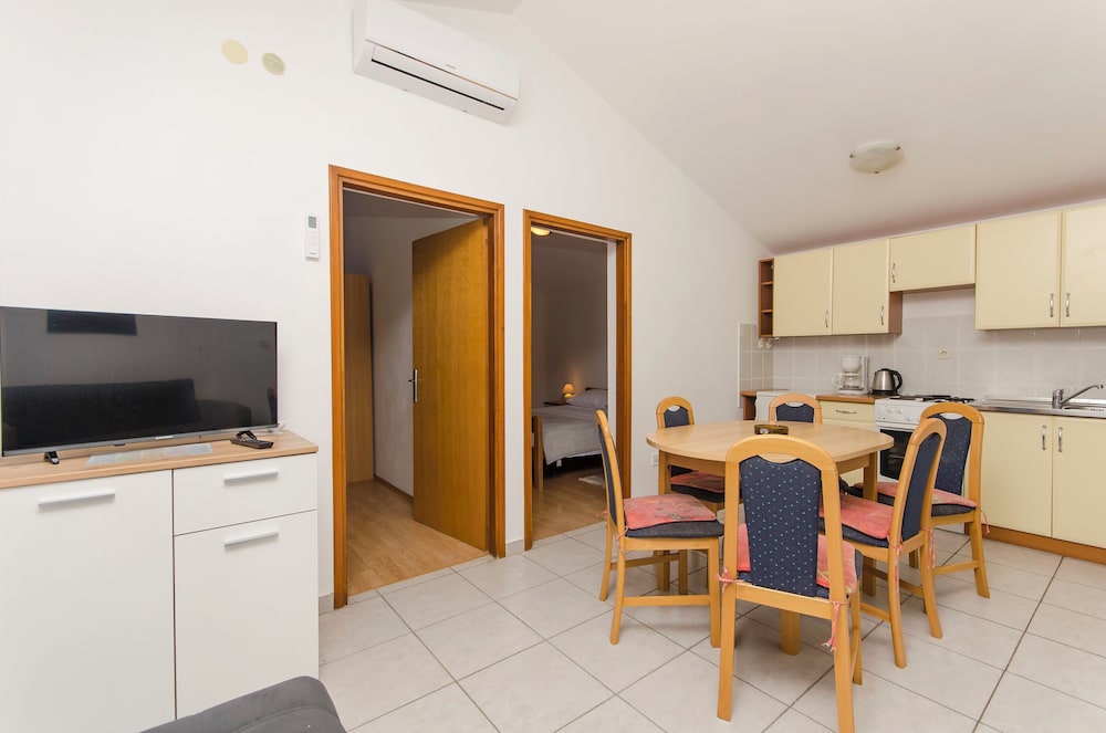 Hotel Apartments Remi