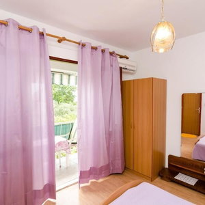 Hotel Gh Kola cazare Podgora