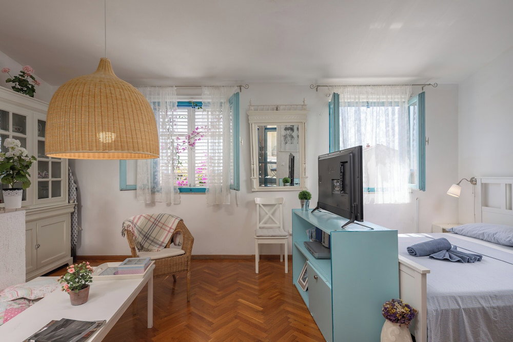 Hotel Marina Apt Near Makarska /W Balcony