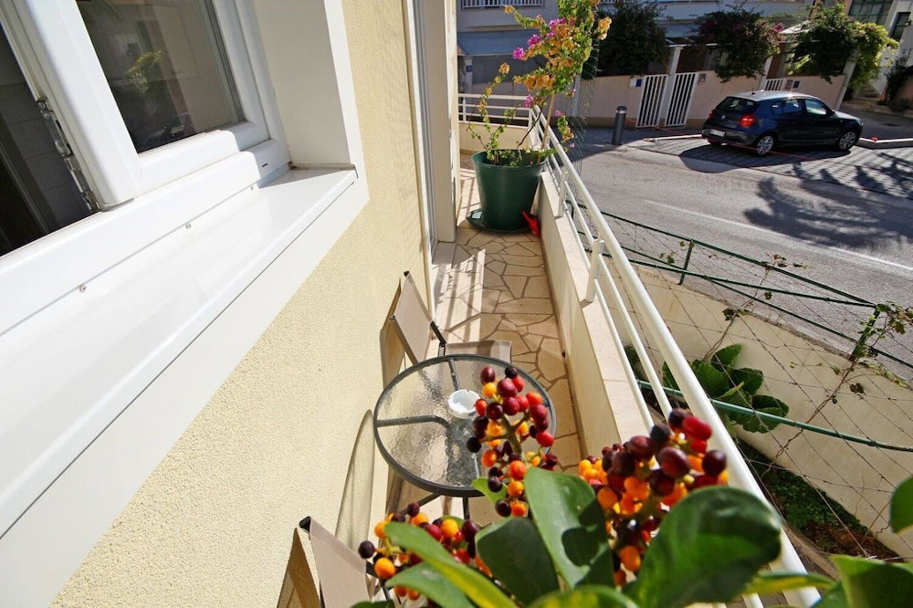 Hotel Apartments Maja