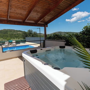 Hotel Apartment Neda With Jacuzzi cazare Bilice
