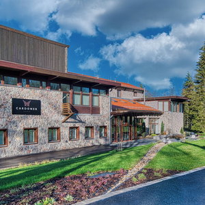 Hotel Cardoner Hotel And Conference Centre cazare Pilisszentkereszt