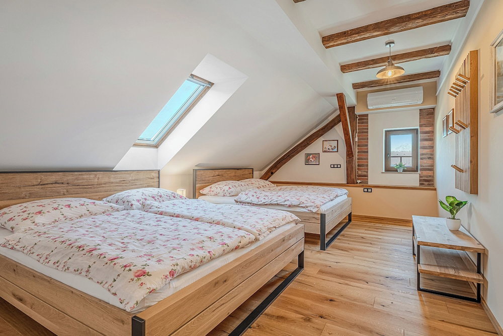 Hotel Vila Trate Apartments