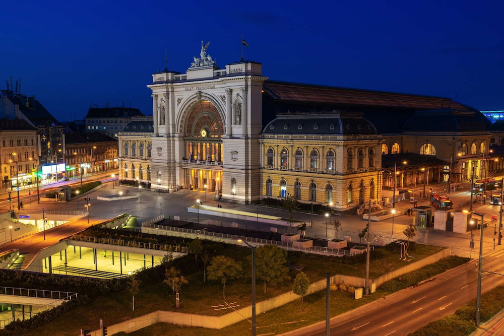 Hotel Intercityhotel Budapest