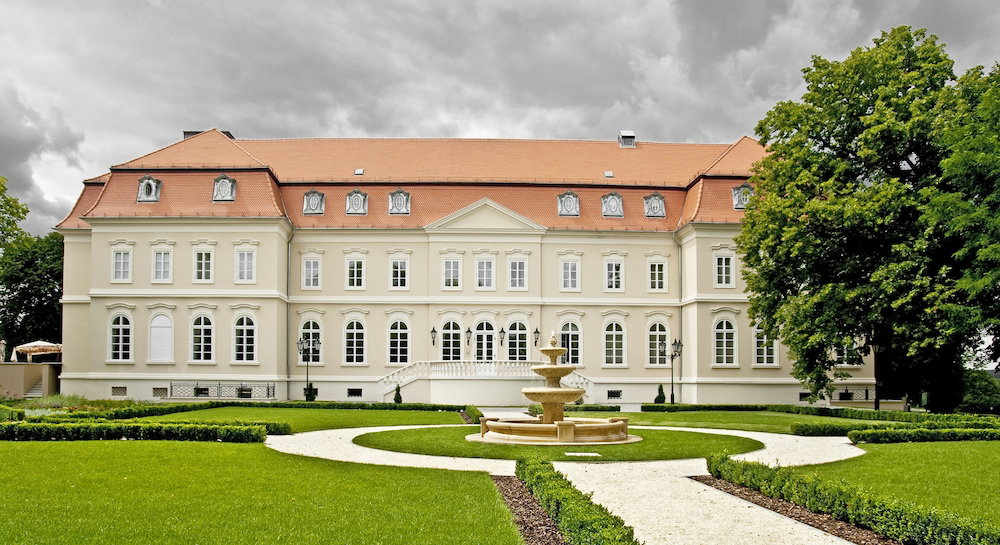 Hotel La Contessa Castle Hotel