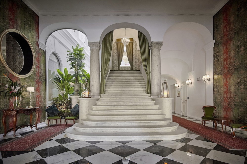Mystery Hotel Budapest, Preferred Hotels & Resorts