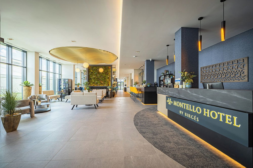 Montello Hotel