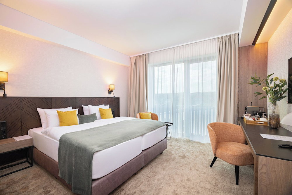 Montello Hotel