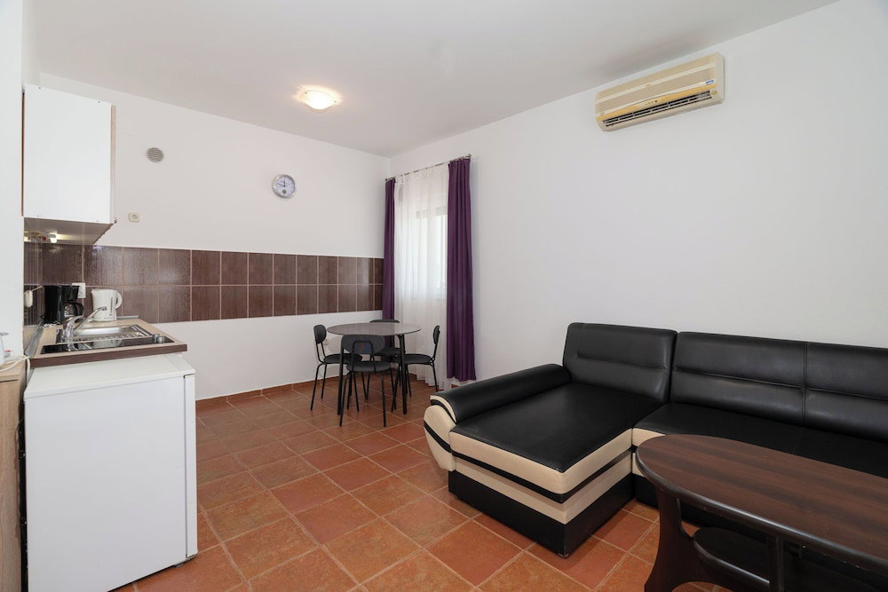 Hotel Apartments Ivica