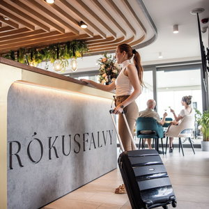 Hotel Rókusfalvy Borhotel cazare Etyek