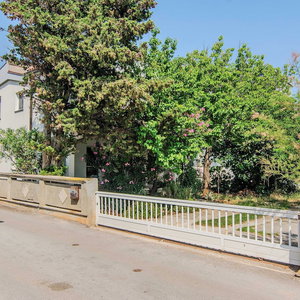 Hotel Apartment Al Mahdawi cazare Vir