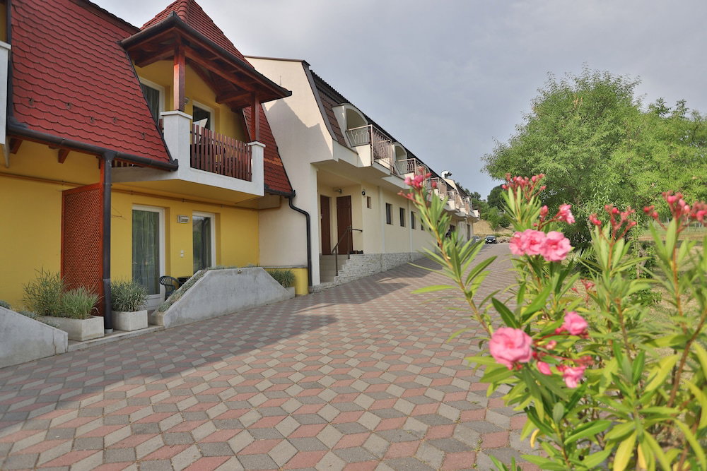 Margaréta Apartman És Üdülőház