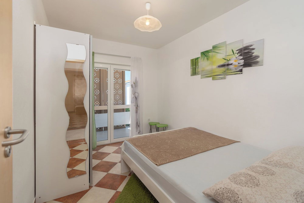 Hotel Apartments Sanja