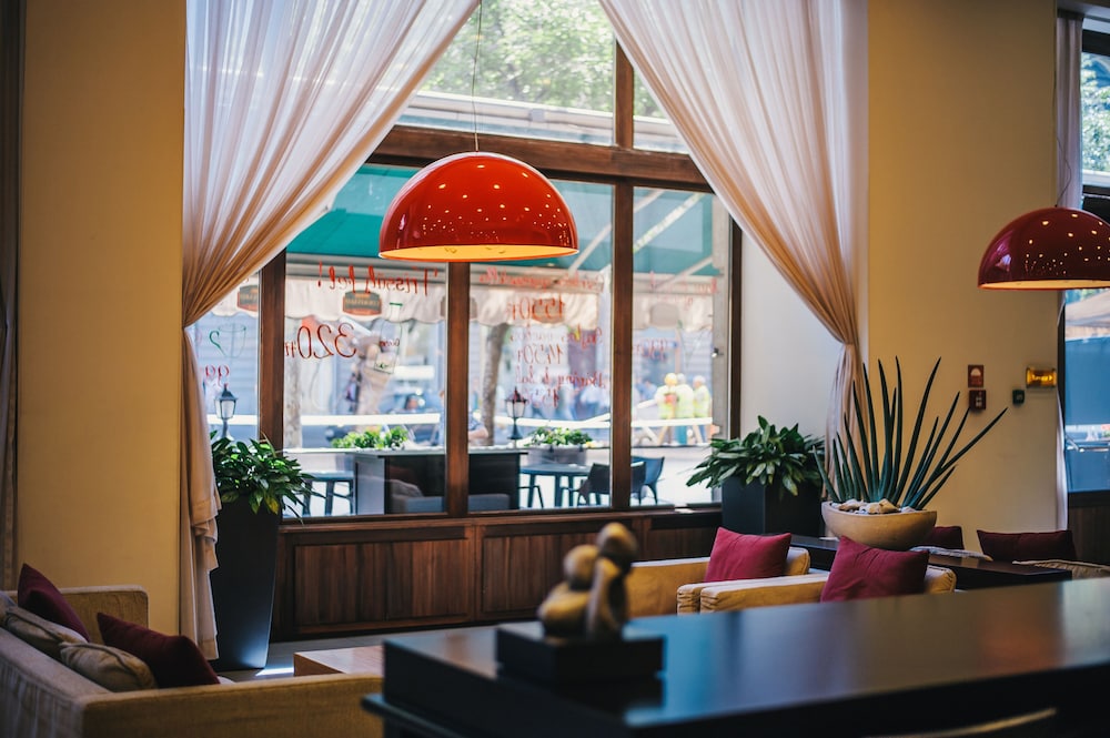 Courtyard By Marriott Budapest City Center