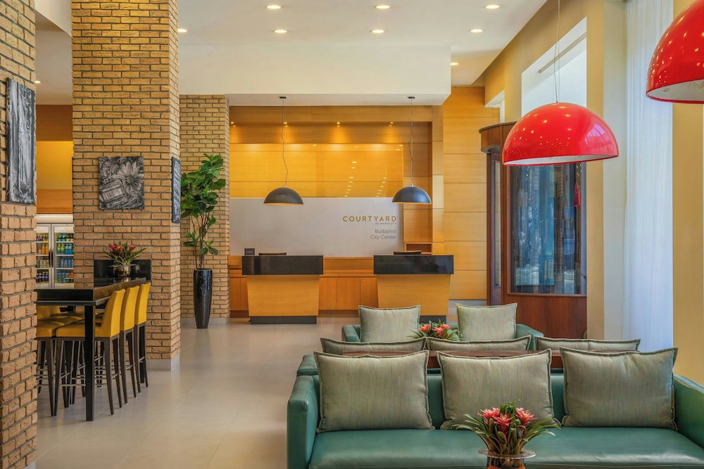 Courtyard By Marriott Budapest City Center