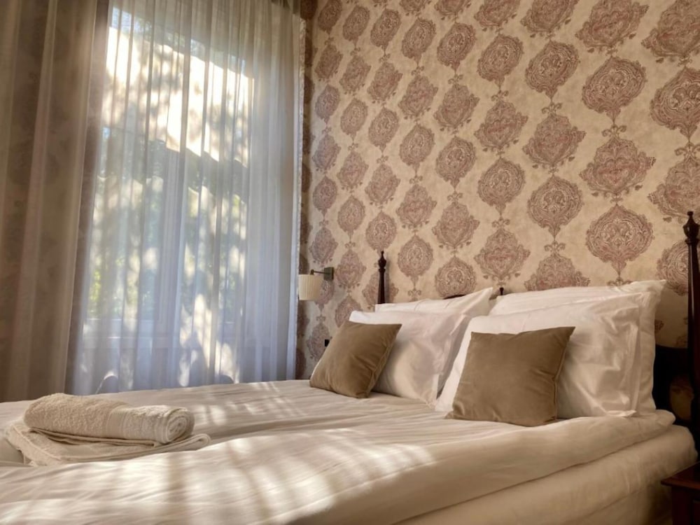 Hotel Opera16 Guestrooms