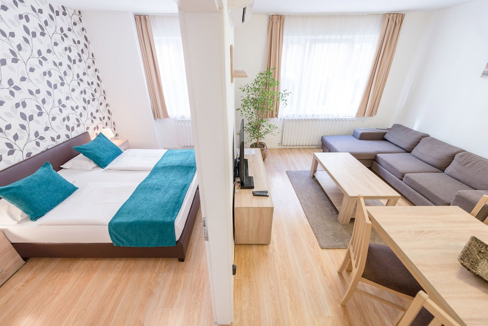 Hotel Prince Apartments