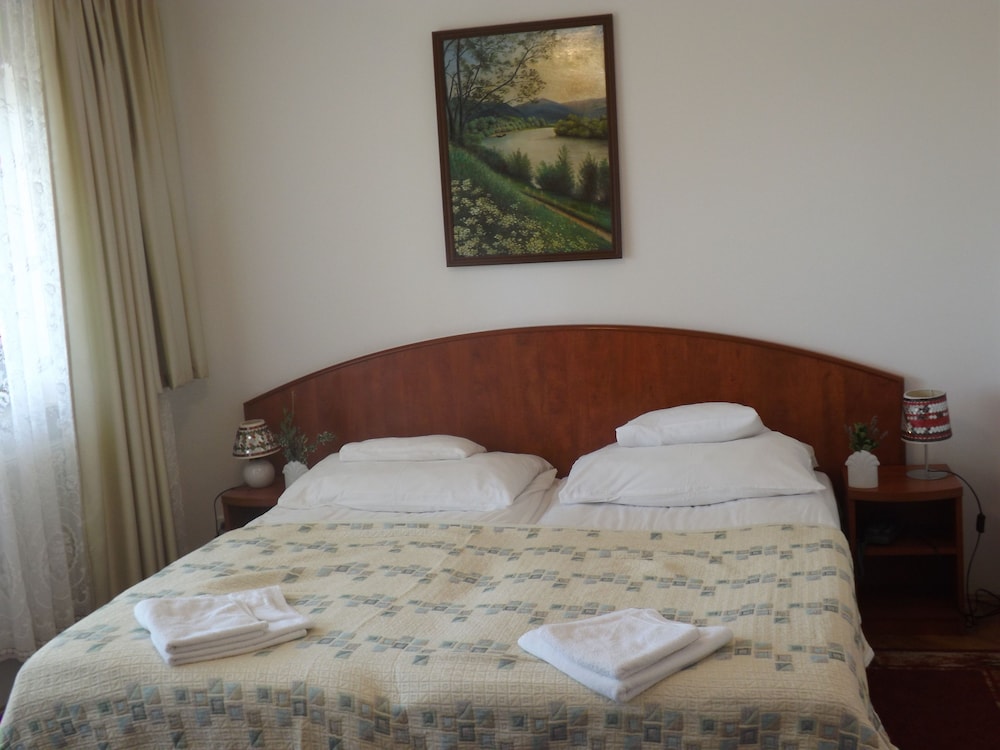 Helios Hotel Pension
