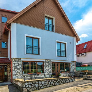 Hotel Ferrata Guesthouse cazare Bakonyszentlaszlo