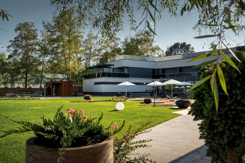 Hotel Donautica Hotel & Restaurant