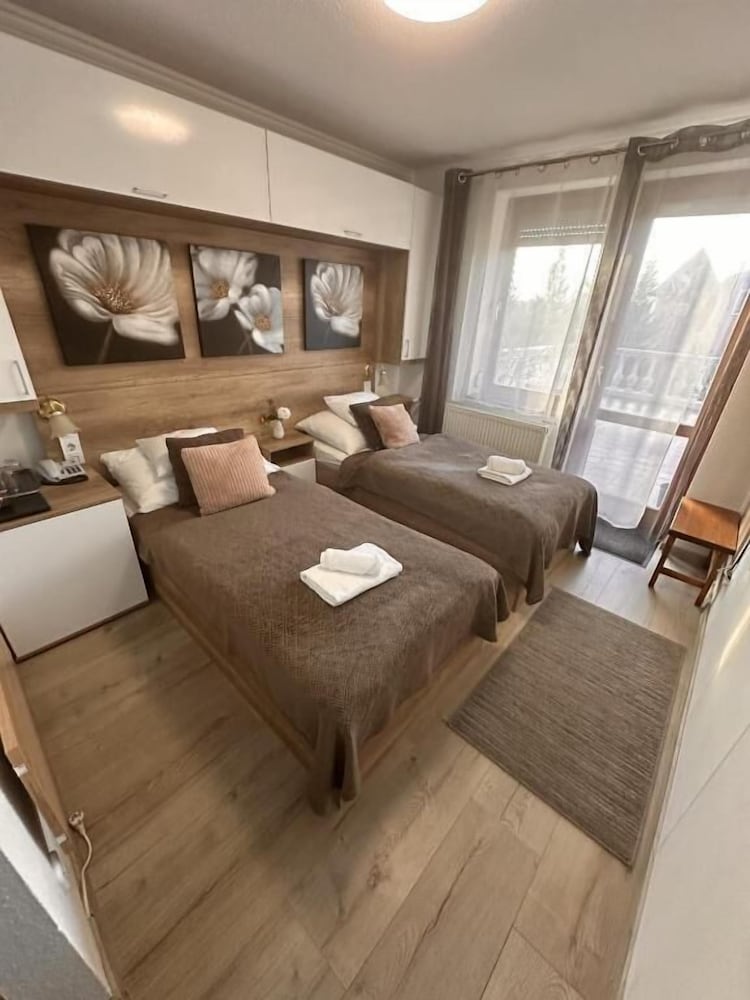 Le Rose Suites & Park Hotel Budapest