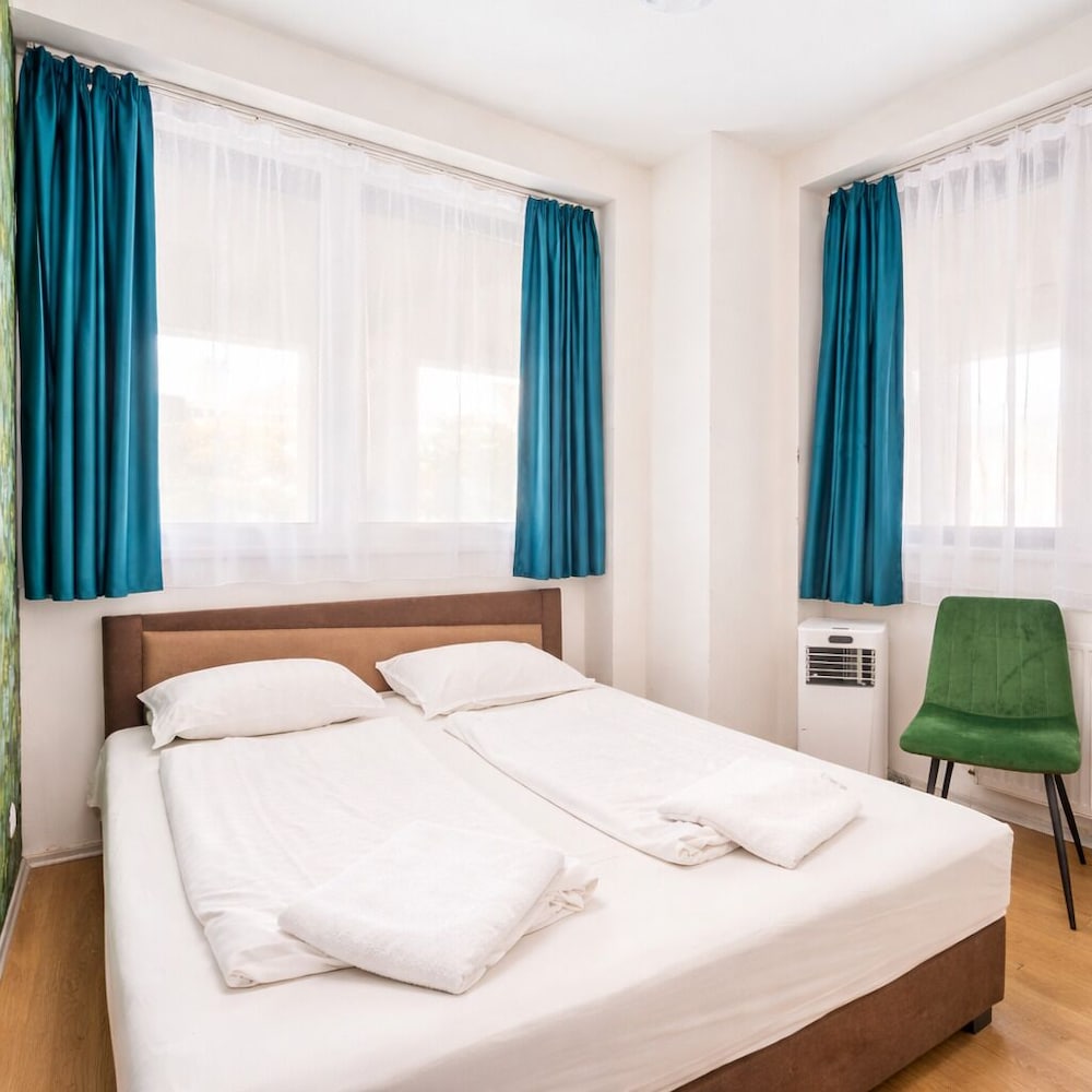 Wow City Hostel