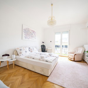 Hotel Pozsonyi Suite – 3Br Family Stay | Ac + Balcony cazare Budapest XIII. keruelet