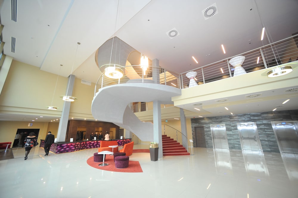 Eto Park Hotel Business & Stadium