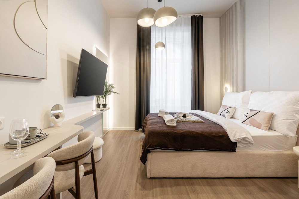 Hotel Oasis Luxe Boutique Suites By Bqa