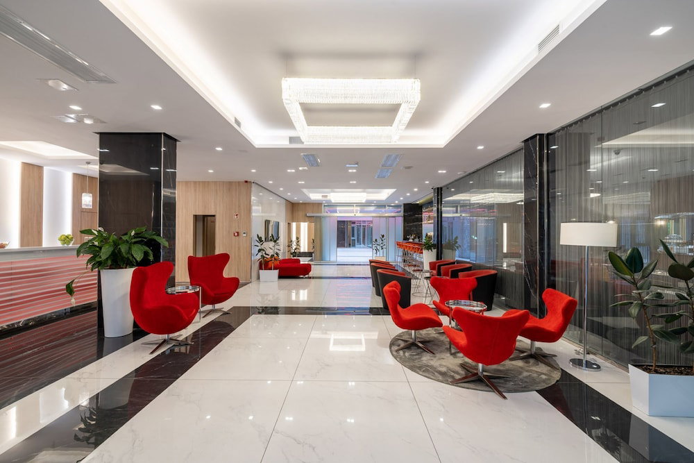 Hotel Silver Crown Hotel & Residence