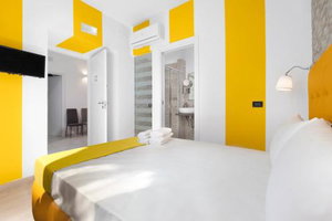 Hotel Les Chic Napoli cazare Napoli