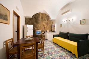 Hotel La Caravella Positano Beach cazare Positano