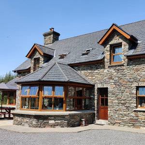 Hotel Alaind Lodges cazare Scarriff