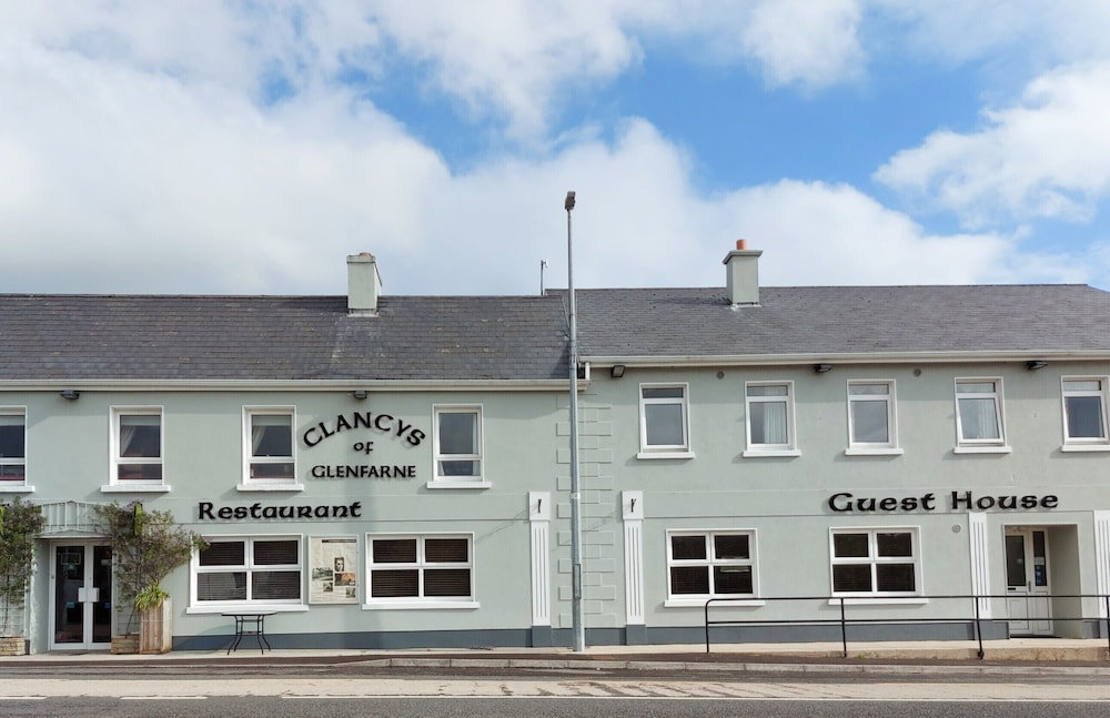 Hotel Clancys Of Glenfarne