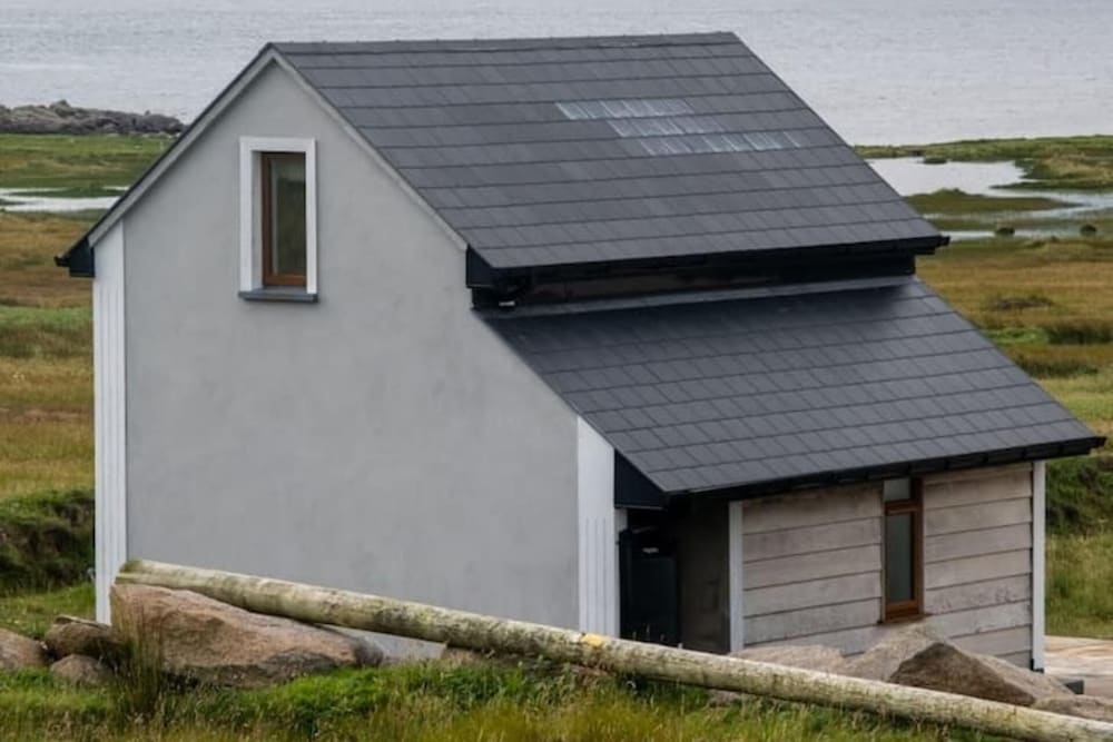 Hotel Stunning Tory Island Apartment