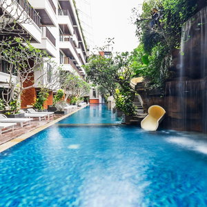 Hotel Jambuluwuk Oceano Seminyak Hotel cazare Kerobokan Kelod