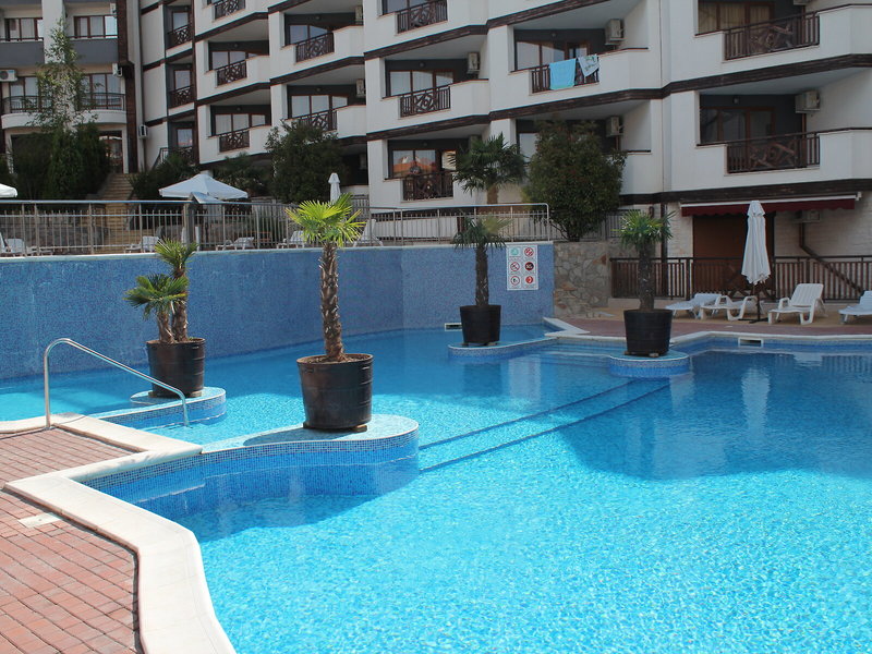 Royal Palm Apart Hotel