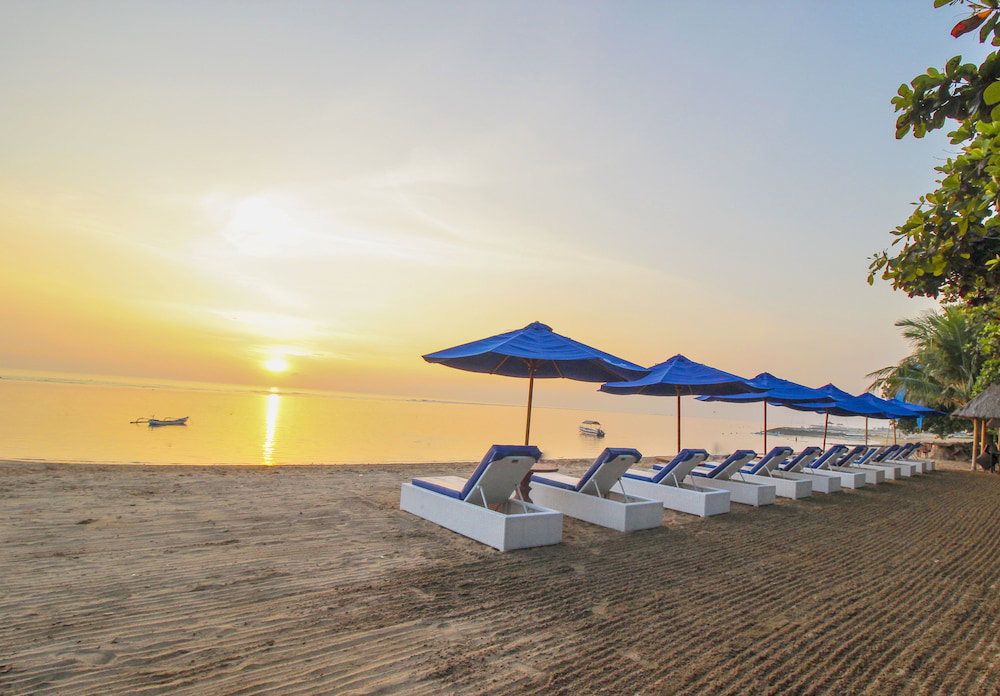 Hotel Inna Sindhu Beach