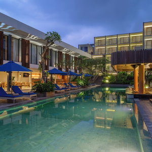 Sejur Dialoog Seminyak vacanta Kerobokan Kelod
