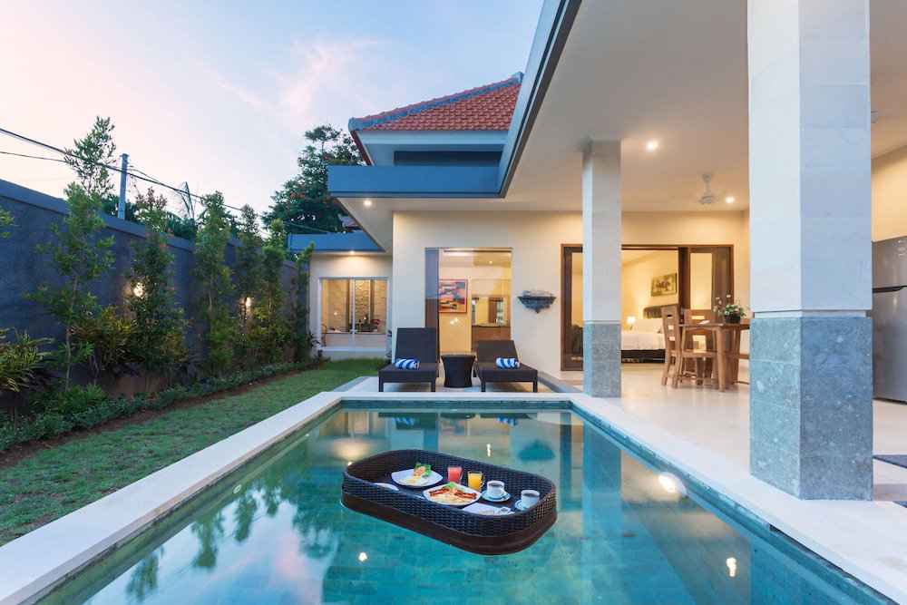 Hotel Kubu Petitenget Suite Seminyak