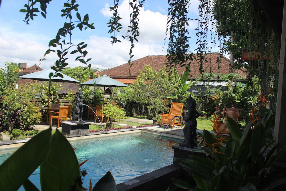 Hotel Pondok Ayu Homestay