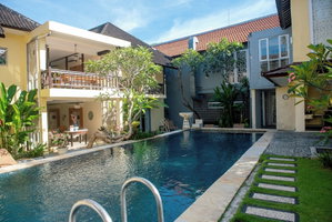 Hotel Abian Biu Mansion cazare Kerobokan Kelod