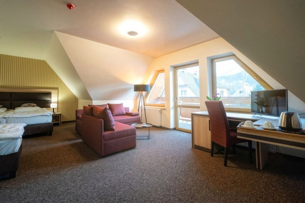 Hotel Rezydencja Korona Tatr