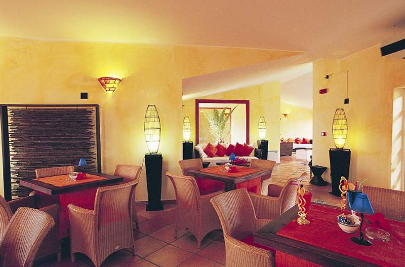 Cala Rosa Club Hotel