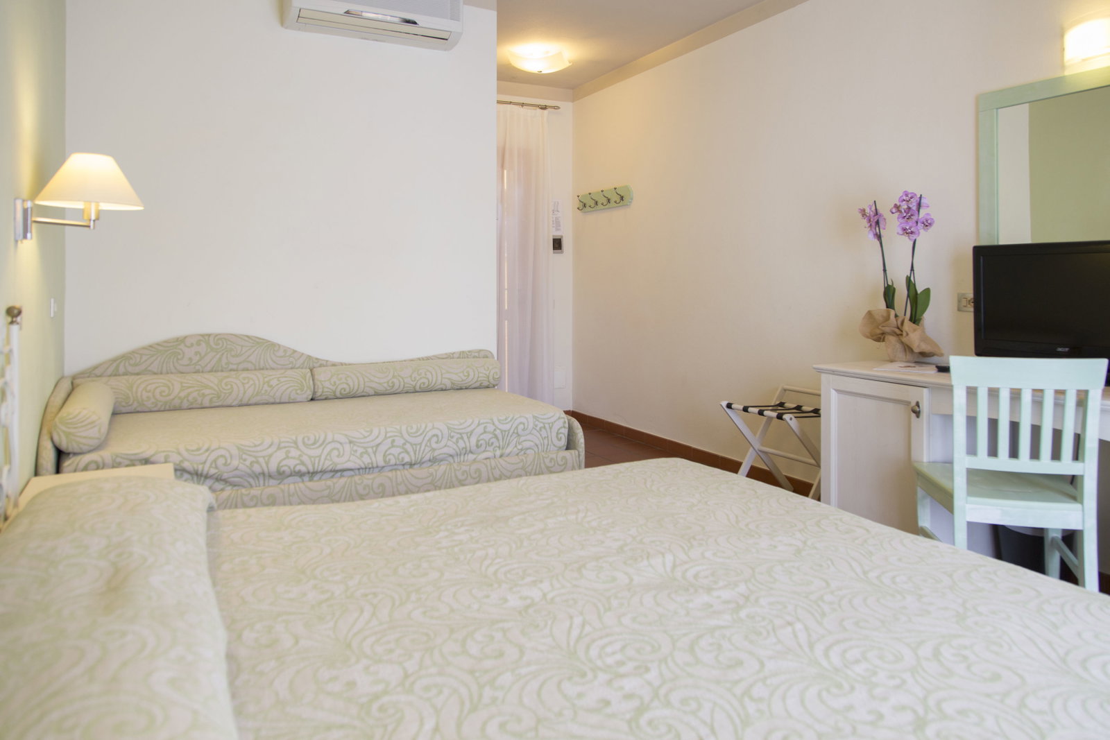 Blu Hotel Laconia Village