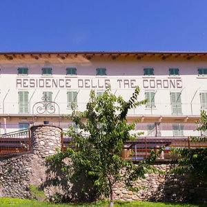 Hotel Residence Delle Tre Corone cazare Trescore Balneario