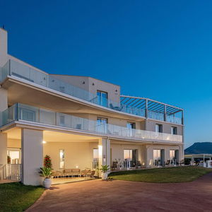 Sejur Bellevue Sardinia Resort Affiliated By Melia vacanta Valledoria