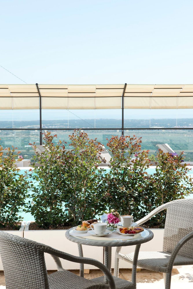 Al Mirador Resort