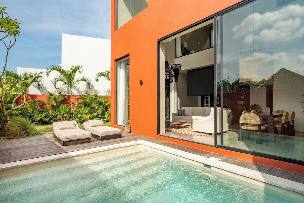 Hotel Five Stories Villas By Suom